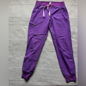 Women’s Figs Zamora jogger scrub pants - S/Ultra Violet